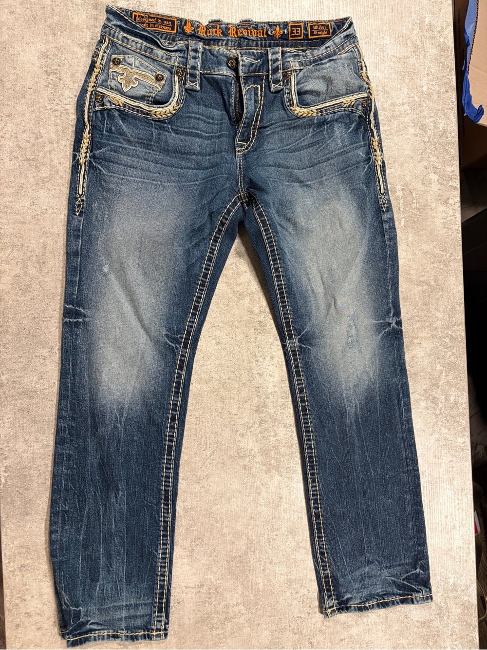 Men’s Rock Revival Jeans Size 33 Wilbur